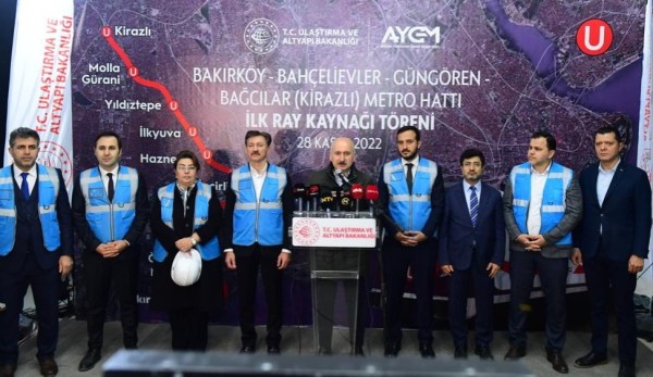 Ulaştırma ve Altyapı Bakanımız Sayın Karaismailoğlu, Bakırköy-Kirazlı Metro Hattının İlk Ray Kaynağını Yaptı